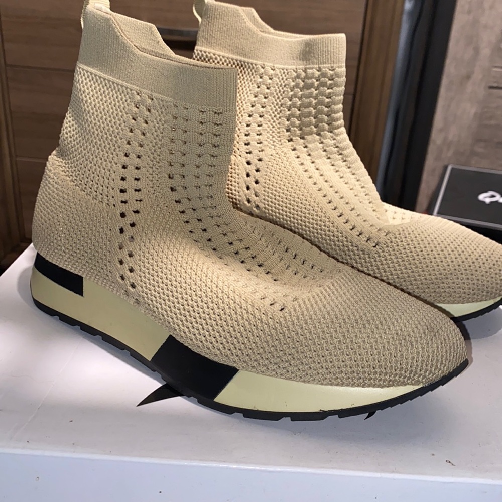 Shiekh nude color shoes